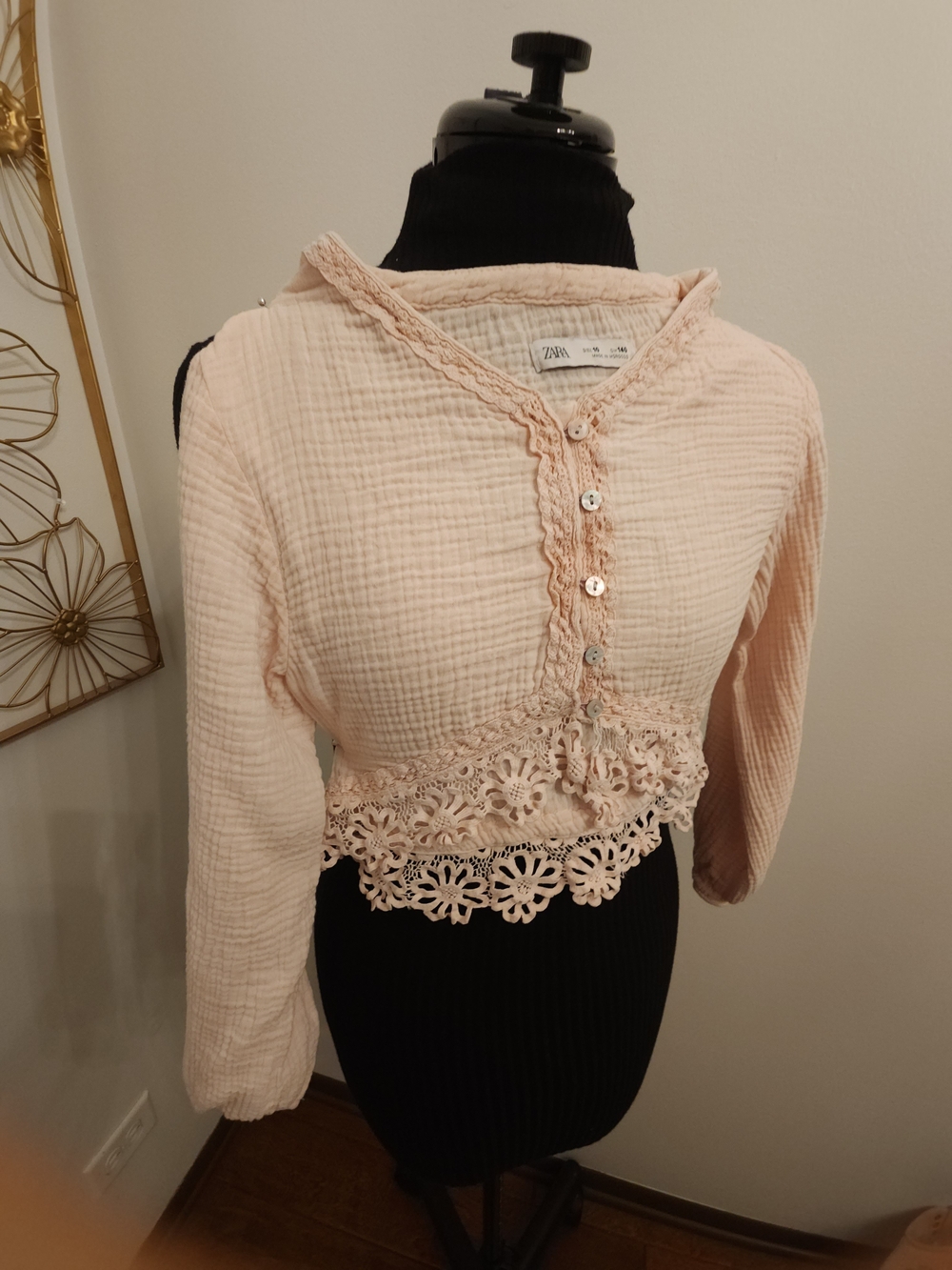 Zara Pale Pink Cropped Crochet-Trim Buttoned Blouse